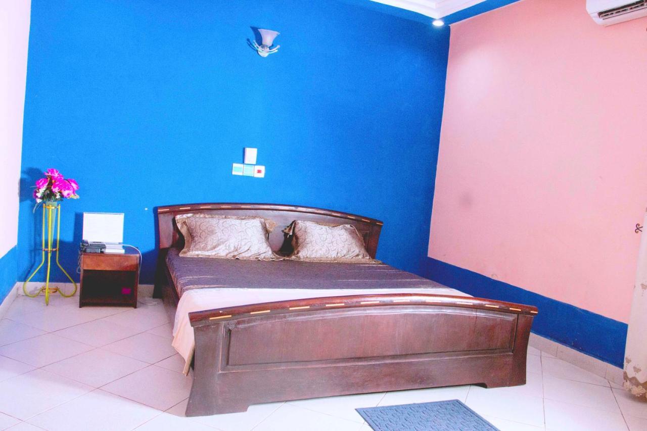 Nora Hotel Cotonou Exteriér fotografie
